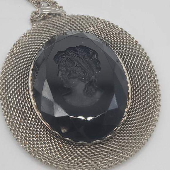 Vintage‎ Cameo Necklace Black Mesh Silver Tone 22" - Picture 2 of 8